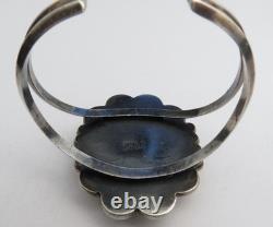 Early rust white agate native American signed vtg sterling silver cuff bracelet