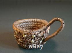 Fine Early1900 Native American Northwest Cowlitz Klickitat Imbricated Basket Cup