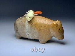 Finest Early Zuni Carved Stone Bear Fetish By Leekya Deyuse (d.) Native American