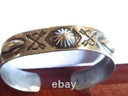 Fred Harvey Navajo 40's 50's Thunderbird Crossed Arrows Early Cuff Bracelet