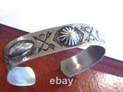 Fred Harvey Navajo 40's 50's Thunderbird Crossed Arrows Early Cuff Bracelet