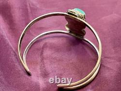 Gilbert Nez ('47-2007), Master Silversmith, An early work. Size 6 3/4 cuff