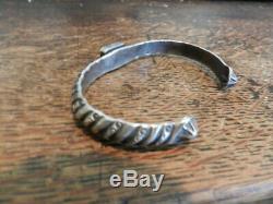 Great Early c. 1900-1910 Navajo Ingot Bracelet With Hand Chiseled Design, Size 8