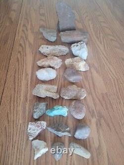 Howling Coyote Native American Indian Stone Effigy Rock Art, Artifacts, Tools