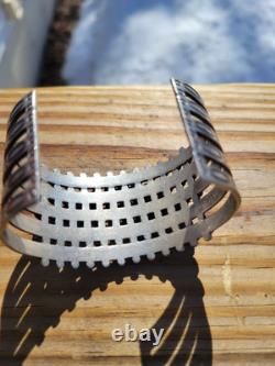 IMPORTANT EARLY VINTAGE ZUNI Synthetic Turquoise SNAKE EYES BRACELET 5Row 1940s