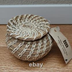 Lot of 6 Native American and Other Handcrafted Plates and Baskets