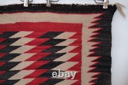 NAVAJO EYE DAZZLER RUG VINTAGE NATIVE AMERICAN EARLY 1900 ERA 53 x70 INCHES