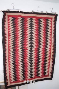 NAVAJO EYE DAZZLER RUG VINTAGE NATIVE AMERICAN EARLY 1900 ERA 53 x70 INCHES
