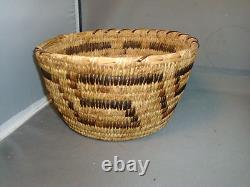 Native American Indian Grass Hand Woven Basket Early 20th century