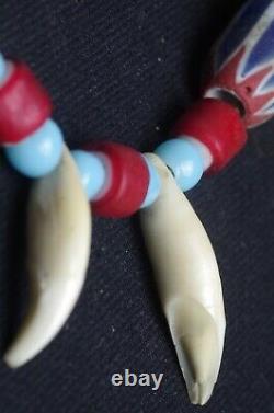 Plains beaded necklace Native American early 20th C
