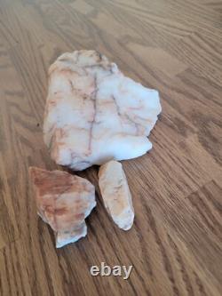 Quartz Crystal Dog Effigy Native American Stone Rock Art, Artifacts, Tools