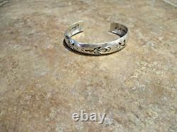 RARE EARLY! TOMMY SINGER (d.) Navajo Sterling Silver THREE FIGURE Bracelet