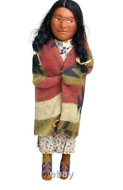 RARE LEFT LOOKING Antique SKOOKUM NATIVE AMERICAN Woman Early 1900's 11 Tall