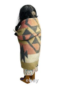 RARE LEFT LOOKING Antique SKOOKUM NATIVE AMERICAN Woman Early 1900's 11 Tall