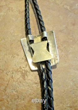 SPLENDID! EARLY TOMMY SINGER (d.) Navajo Sterling Silver THREE FIGURE Bolo Tie