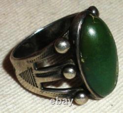 VINTAGE EARLY NAVAJO GREAT GREEN TURQUOISE STERLING SILVER RING SIZE 6 vafo