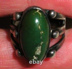 VINTAGE EARLY NAVAJO GREAT GREEN TURQUOISE STERLING SILVER RING SIZE 6 vafo