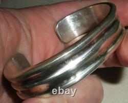 VINTAGE NAVAJO LYNDON TSOSIE CLASSIC EARLY DESIGN STERLING SILVER BRACELET vafo