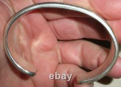 VINTAGE NAVAJO LYNDON TSOSIE CLASSIC EARLY DESIGN STERLING SILVER BRACELET vafo