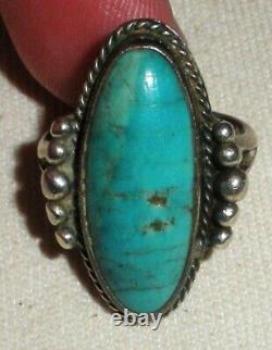 VINTAGE NAVAJO TURQUOISE STERLING SILVER RING GREAT EARLY DESIGN SIZE 7 vafo