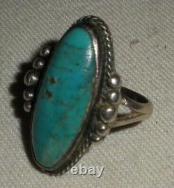 VINTAGE NAVAJO TURQUOISE STERLING SILVER RING GREAT EARLY DESIGN SIZE 7 vafo