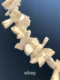 VTG Zuni Fetish Heishi Necklace with Large Hand-Carved Anteater & Other Animals