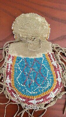 Very Fine Early 1900 Native American Plains Beaded Medicine Bag