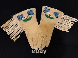 Vintage Early 20th Cent. MINT Beaded Gauntlets Selling WA estate collection