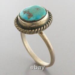 Vintage Early Navajo Sterling Silver Turquoise Ring