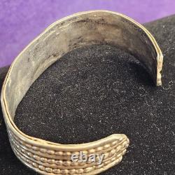 Vintage Sterling Silver Beaded Cuff Bracelet 43.21g Early Navajo Style 7 Wrist
