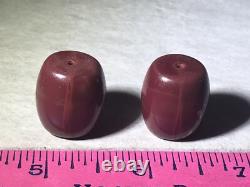 2 Perles Bourdons Lourd de Bourgogne D'un Cadre Avec des Artefacts Amérindiens D'Arizona