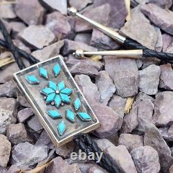 Ancien bijou de gage, bolo en argent sterling avec turquoise Zuni antique