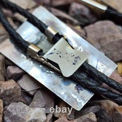 Ancien bijou de gage, bolo en argent sterling avec turquoise Zuni antique