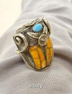 Ancien bijou rare de l'époque Harvey des années 40 des Navajos avec turquoise, corail et bague en dent de castor.