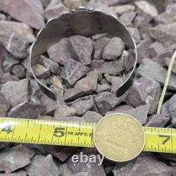 Ancien bracelet jonc en argent sterling avec turquoise verte de l'époque Fred Harvey et amérindien