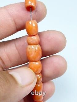 Ancien collier de perles de corail naturel non traité, de style amérindien ancien