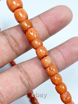 Ancien collier de perles de corail naturel non traité, de style amérindien ancien