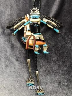 Ancien danseur d'aigle Zuni vintage des années 50-60 avec incrustation de turquoise et coquillage, non signé