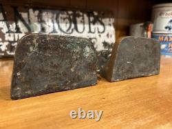 Ancien porte-livres en bronze du début des années 1900 représentant un chef amérindien - Signé - Lourd