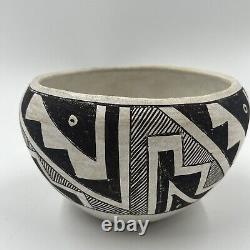 Ancienne poterie Acoma du Sud-Ouest noire et blanche, non signée, pot vintage plus ancien