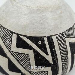 Ancienne poterie Acoma du Sud-Ouest noire et blanche, non signée, pot vintage plus ancien