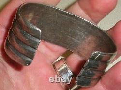 Antique C. 1920 Navajo Sterling Silver Bracelet Early Classic Design Tuvi