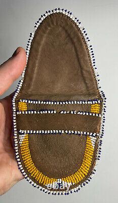 Antique Native American Plains Seed Perled Leather Belt Pouch 19th Early 20th C