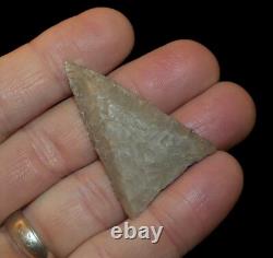 Artefact de flèche indien triangulaire précoce du sud du Texas, relique de collection.