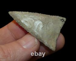 Artefact de flèche indien triangulaire précoce du sud du Texas, relique de collection.
