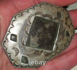 BOUCLE DE CEINTURE EN ARGENT STERLING NAVAJO VINTAGE PRÉCOCE AVEC UN GRAND TRAVAIL DE TAMPOGRAPHIE UNIQUE vafo