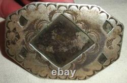 BOUCLE DE CEINTURE EN ARGENT STERLING NAVAJO VINTAGE PRÉCOCE AVEC UN GRAND TRAVAIL DE TAMPOGRAPHIE UNIQUE vafo