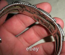 BRACELET VINTAGE EN ARGENT STERLING AVEC TURQUOISE DE QUALITÉ NAVAJO TORSADÉ BRACELET VINTAGE EN ARGENT STERLING AVEC TURQUOISE DE QUALITÉ NAVAJO TORSADÉ