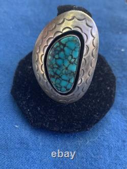 Bague en argent sterling Mid Century Moderniste Navajo de Henry Sam avec turquoise en toile d'araignée