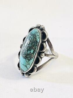 Bague remarquable en argent sterling et turquoise des années 1900, taille 7,5 Navajo